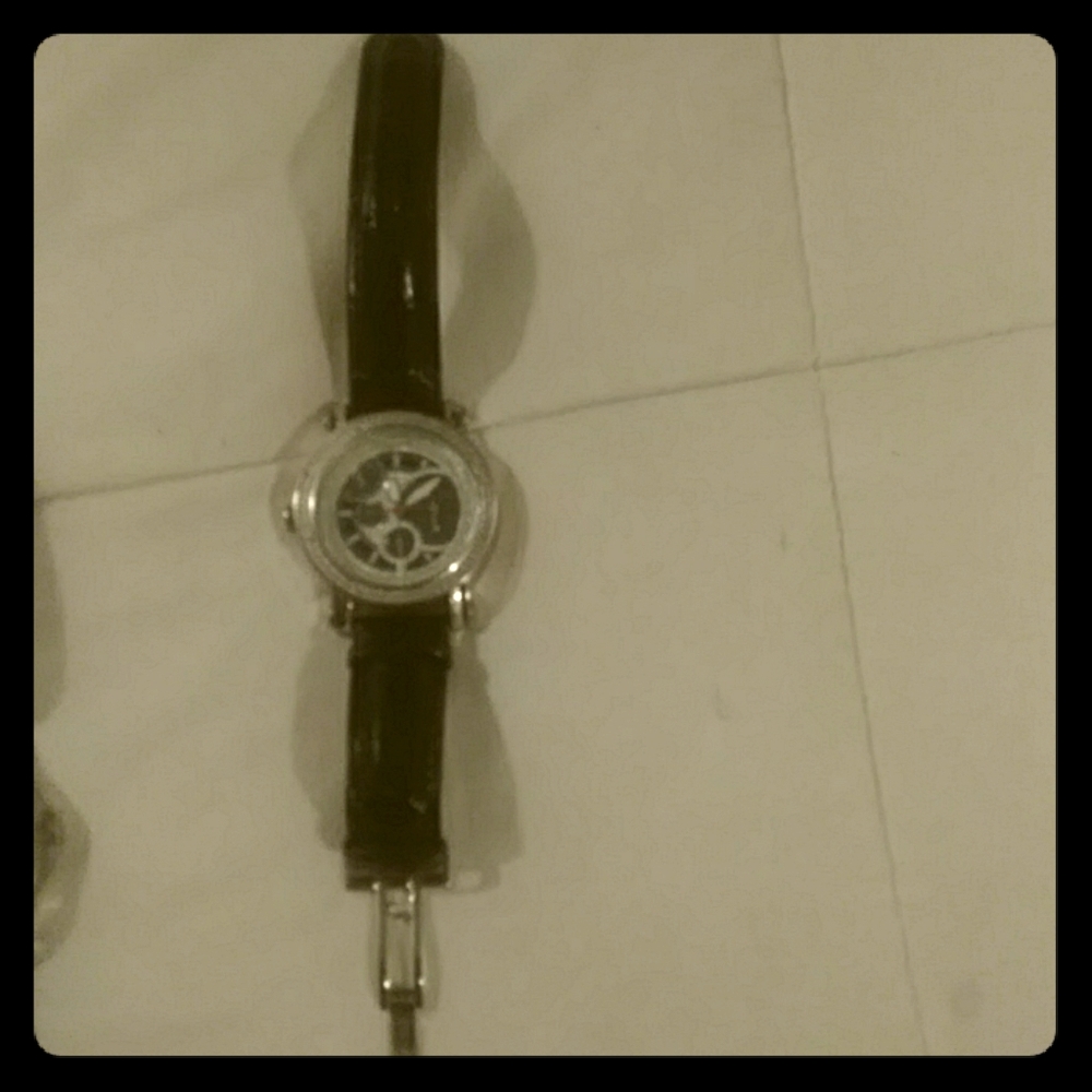 1/2 diamond watch